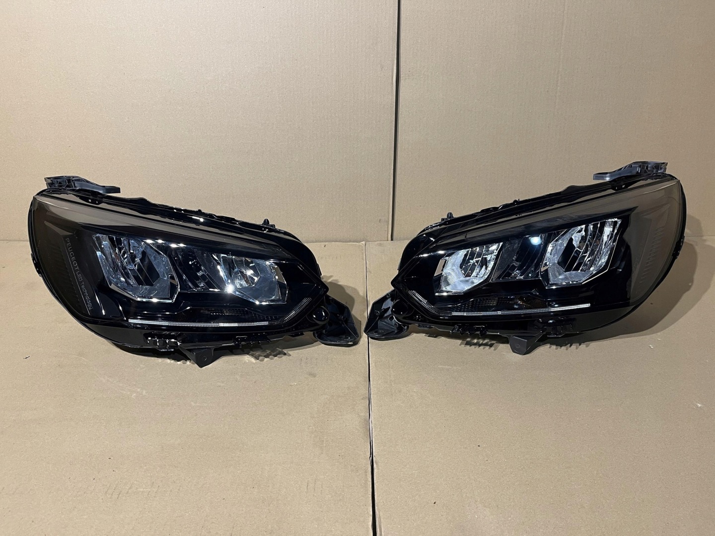 Frontscheinwerfer Peugeot 208 I LED Links Scheinwerfer Headlight - Thumbnail 1