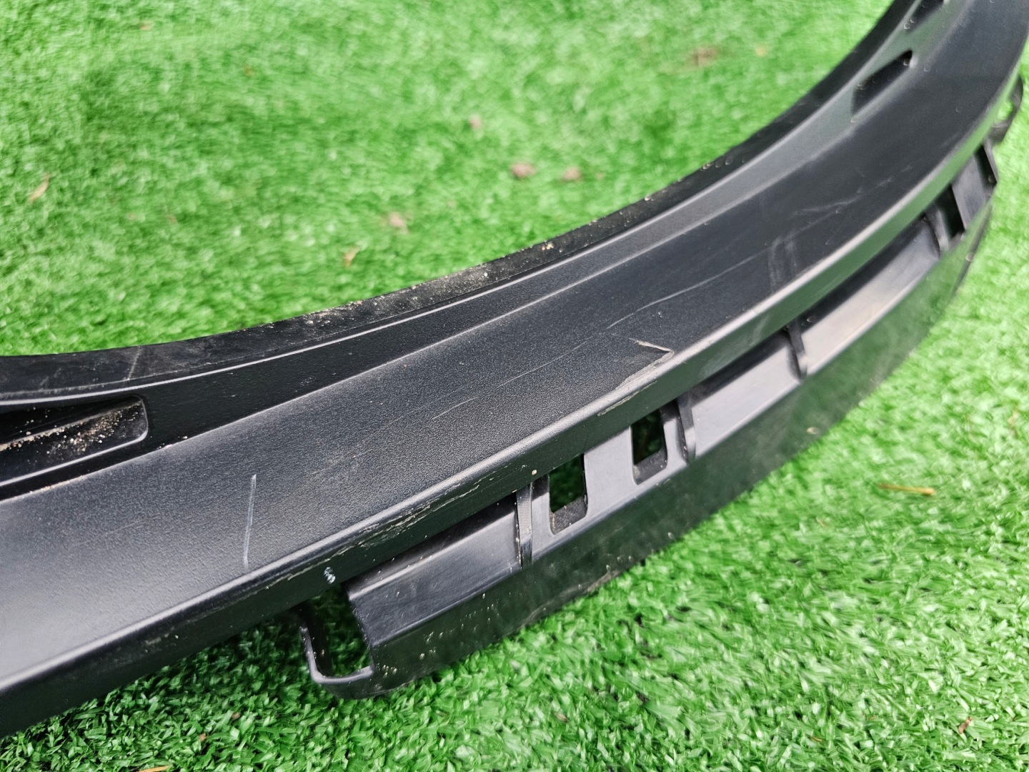 Suzuki Ignis I FH Kühlergrill FRONTGRILL Kühlergitter 7211162R072 - Thumbnail 6