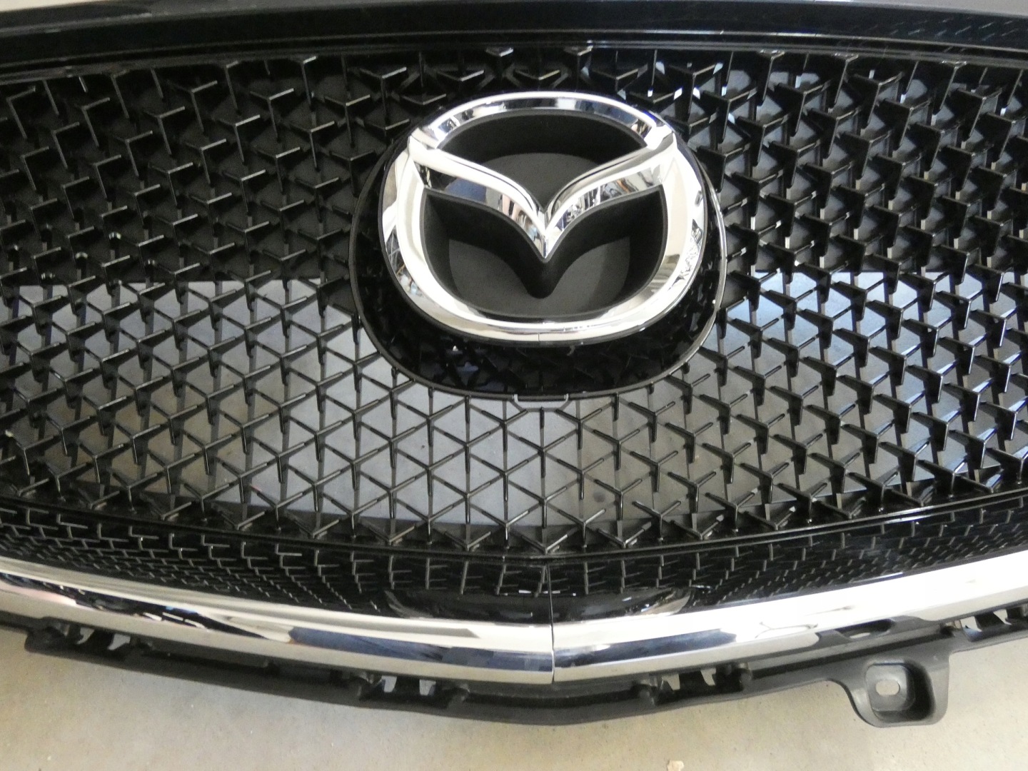 Mazda CX-5 KF Kühlergrill FRONTGRILL Kühlergitter - Thumbnail 2