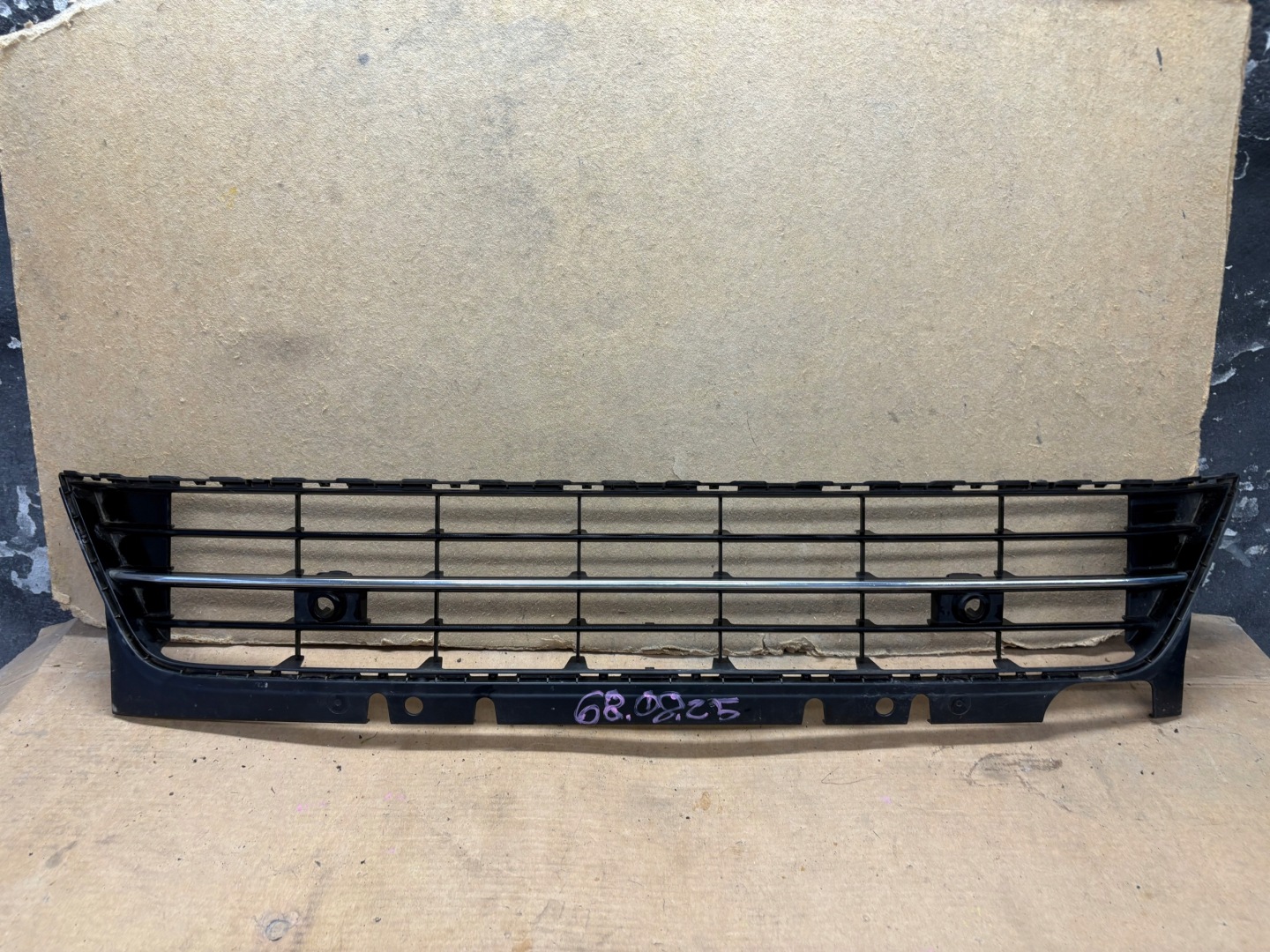 VW Beetle Kühlergrill FRONTGRILL Kühlergitter 5C5853677K - Thumbnail 1