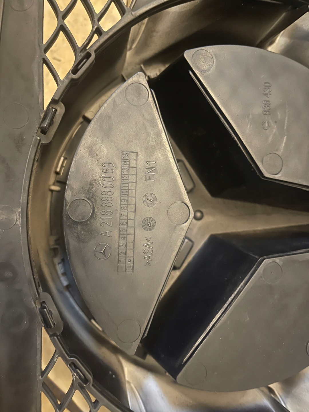 Mercedes-Benz E-Klasse W212 Kühlergrill FRONTGRILL Kühlergitter - Thumbnail 5