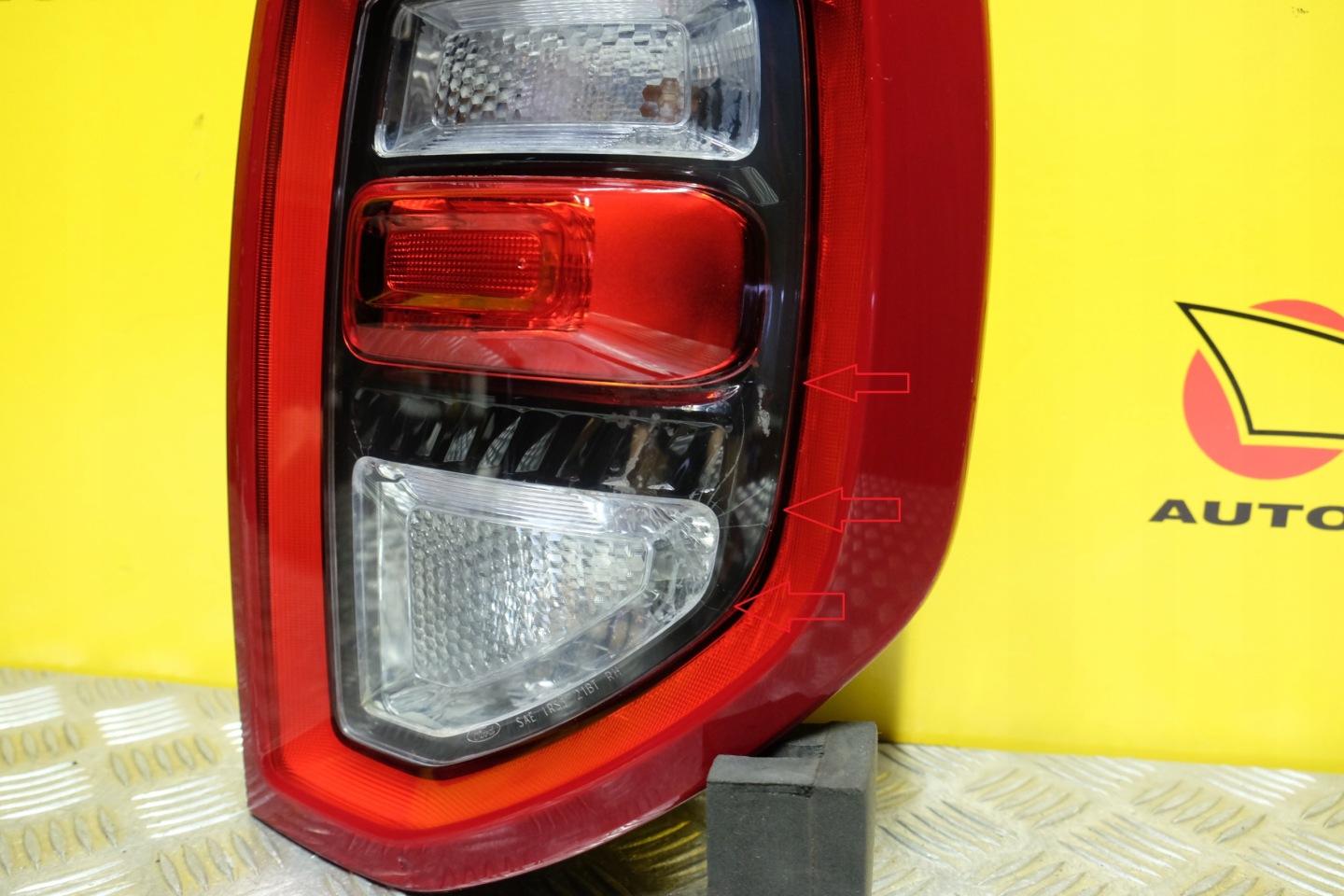 Ford Bronco Rückleuchte M1PB13404AFSP Rearlamp - Thumbnail 9