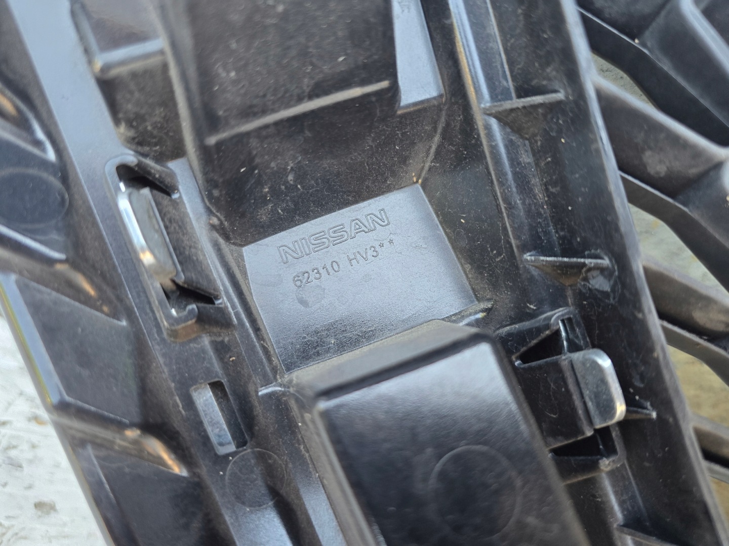 Nissan Qashqai J11 Kühlergrill FRONTGRILL Kühlergitter 62398HV80A - Thumbnail 8