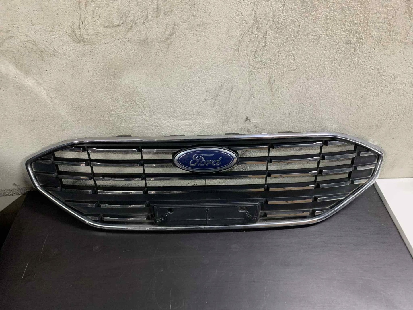 Ford Fiesta VIII Mk8 Kühlergrill FRONTGRILL Kühlergitter NX7B8200ABE - Thumbnail 6