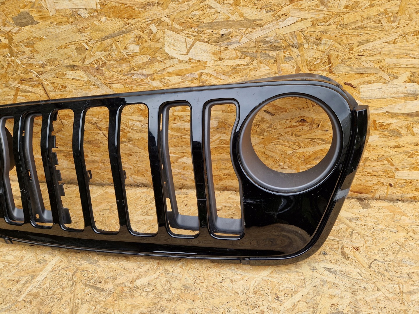 Jeep Wrangler JL Kühlergrill FRONTGRILL Kühlergitter 6BY79TRMAB - Thumbnail 9