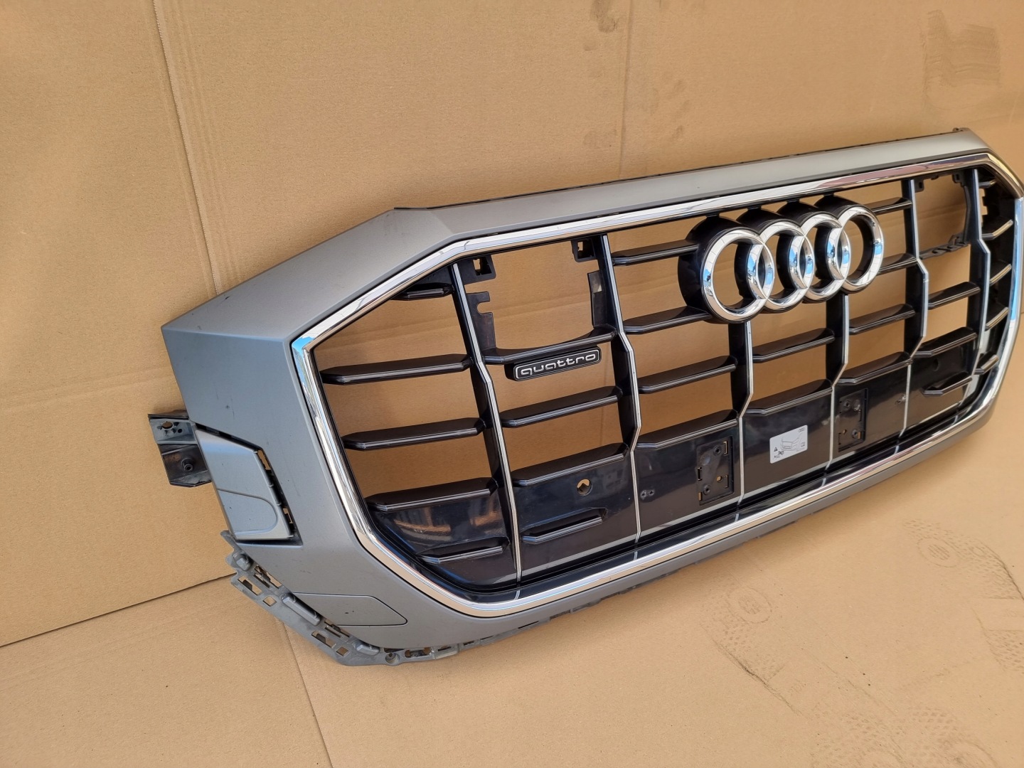 Audi Q8 Kühlergrill FRONTGRILL Kühlergitter 4M8853651 - Thumbnail 2