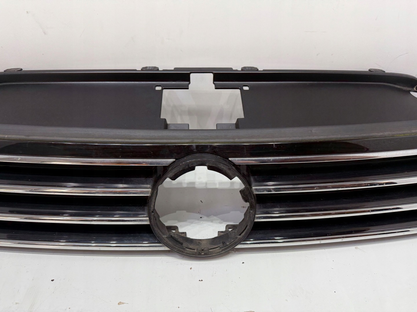VW Passat B8 Kühlergrill FRONTGRILL Kühlergitter 3G0853653D - Thumbnail 4
