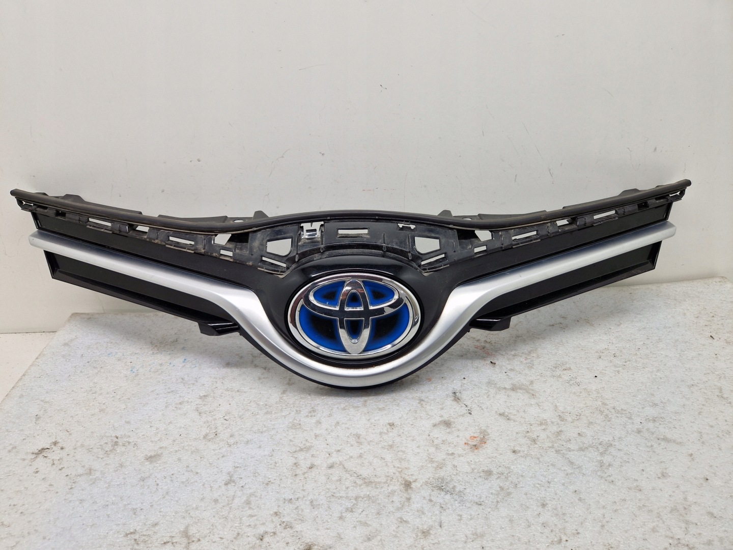 Toyota Yaris I P1 Kühlergrill FRONTGRILL Kühlergitter 800531010D - Thumbnail 1