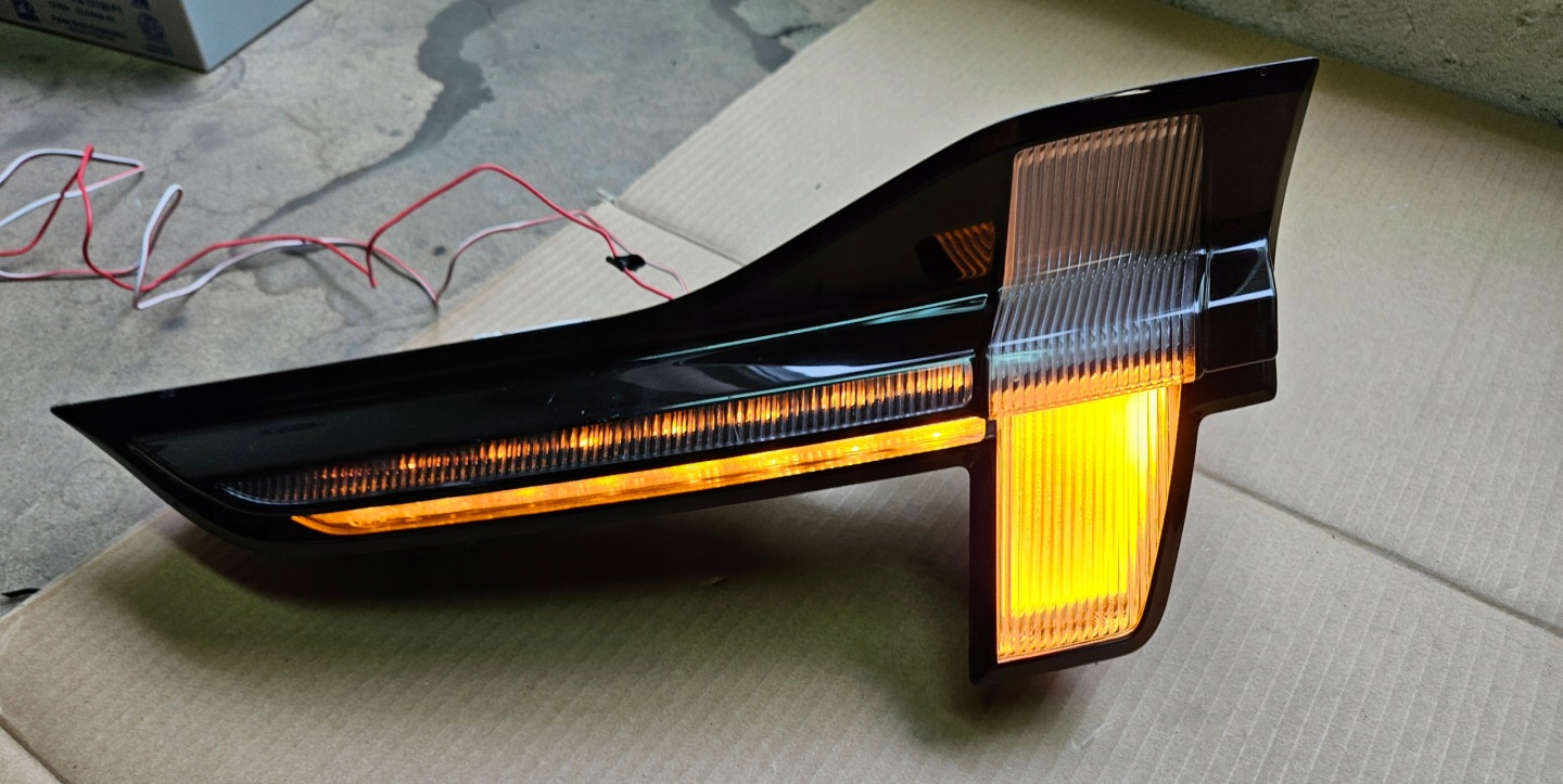 Ford Mustang Mach-E Mk1 Rückleuchte LJ8B13A602ACM Rearlamp - Thumbnail 1