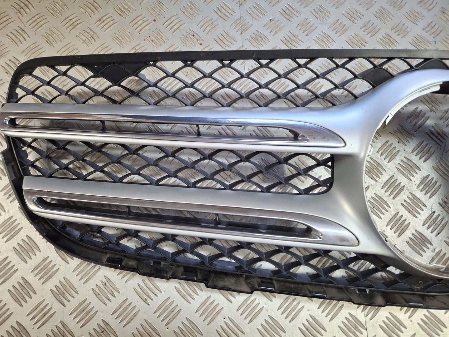 Mercedes-Benz GLC W253 Kühlergrill FRONTGRILL Kühlergitter A2538806676 - Thumbnail 3