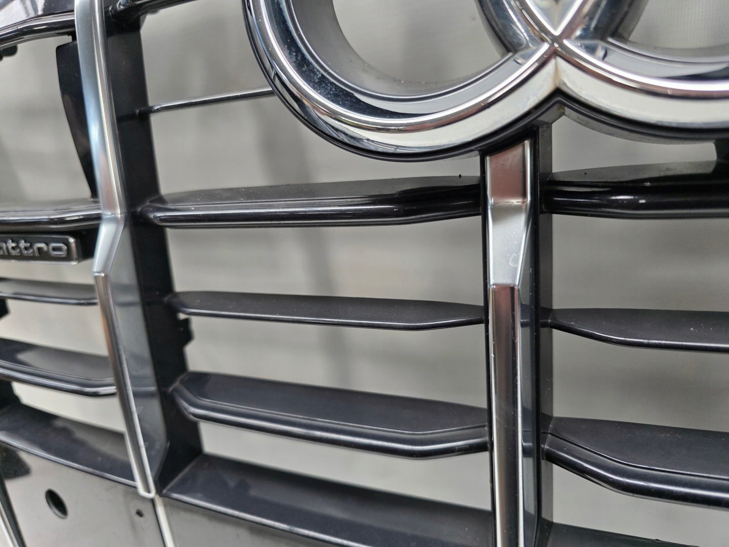 Audi Q7 Kühlergrill FRONTGRILL Kühlergitter 4M0853651 - Thumbnail 5
