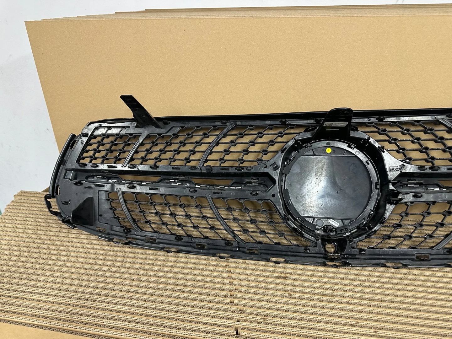 Mercedes-Benz GLC W253 Kühlergrill FRONTGRILL Kühlergitter A2538809704 - Thumbnail 7