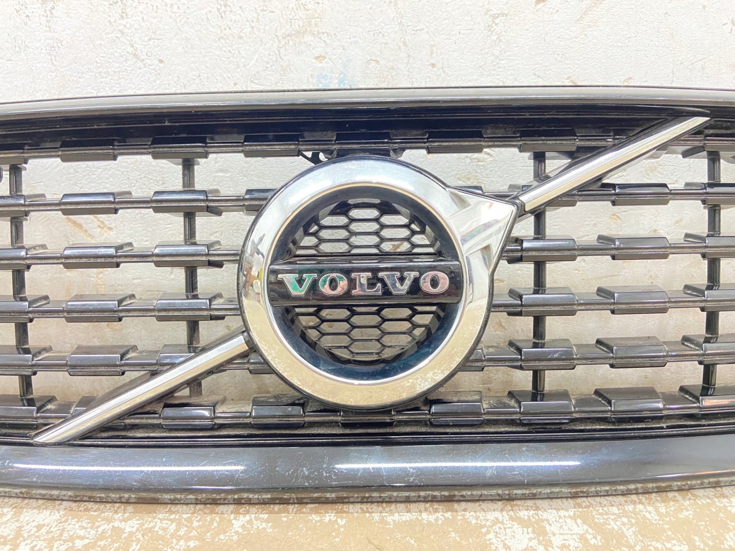 Volvo S60/V60 S60 Kühlergrill FRONTGRILL Kühlergitter 32132220 - Thumbnail 3