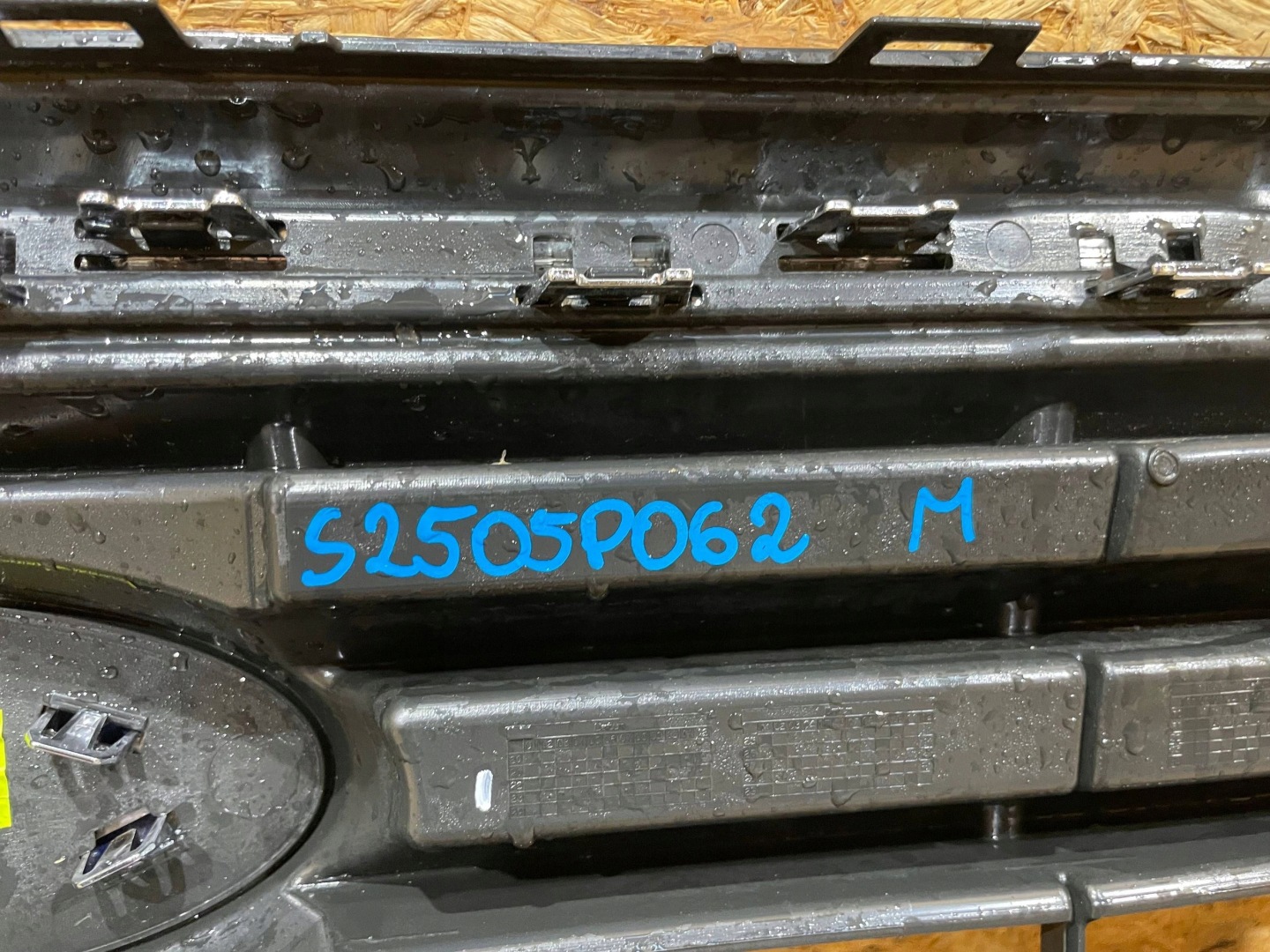 Ford Transit Connect II Mk2 Kühlergrill FRONTGRILL Kühlergitter - Thumbnail 10