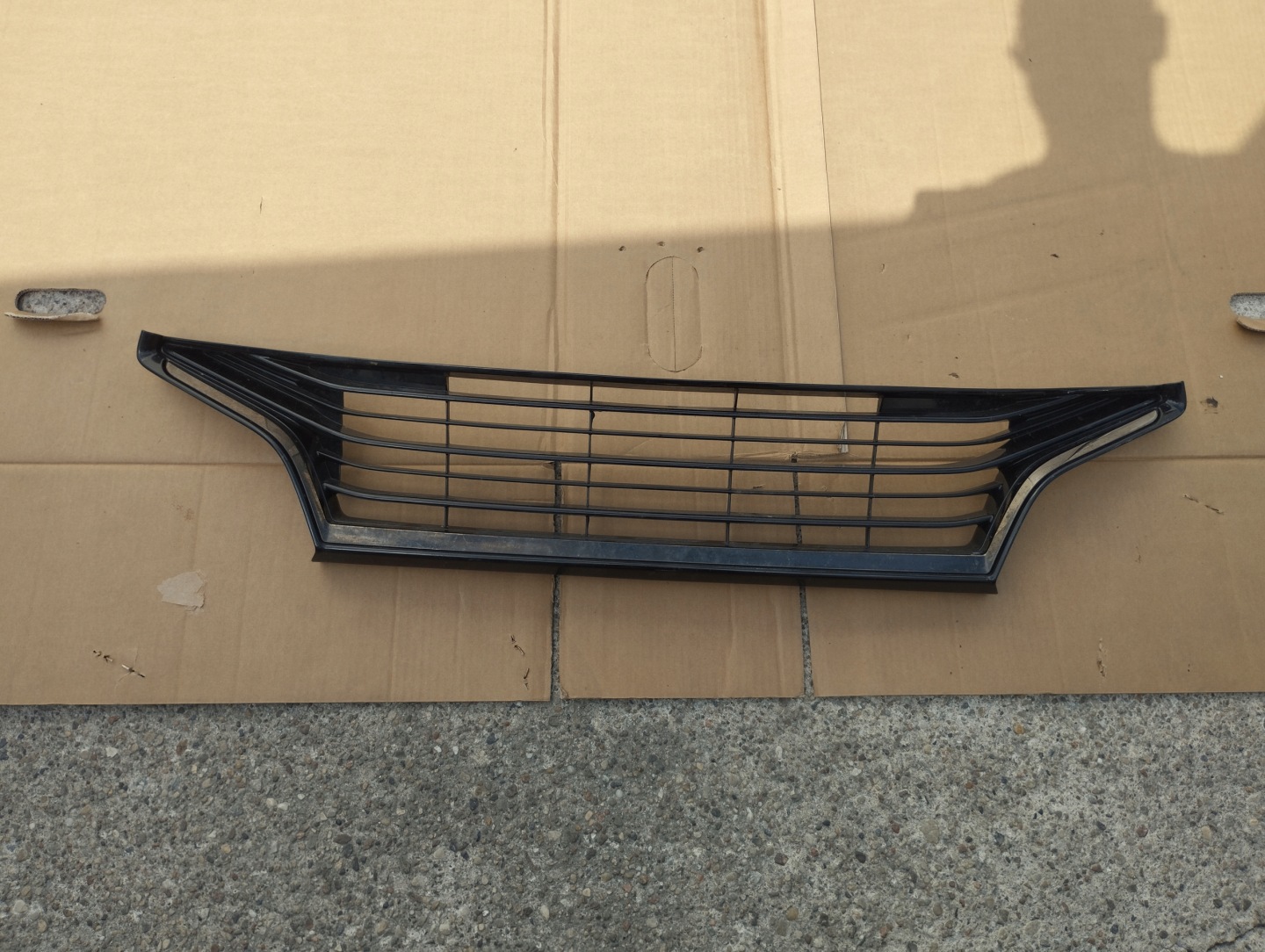 Toyota Yaris I P1 Kühlergrill FRONTGRILL Kühlergitter - Thumbnail 1