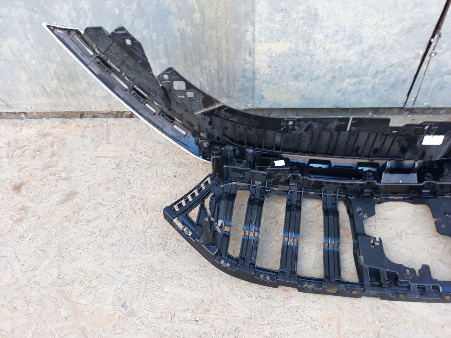 Mercedes-Benz EQA H243 Kühlergrill FRONTGRILL Kühlergitter A2438880600 - Thumbnail 4