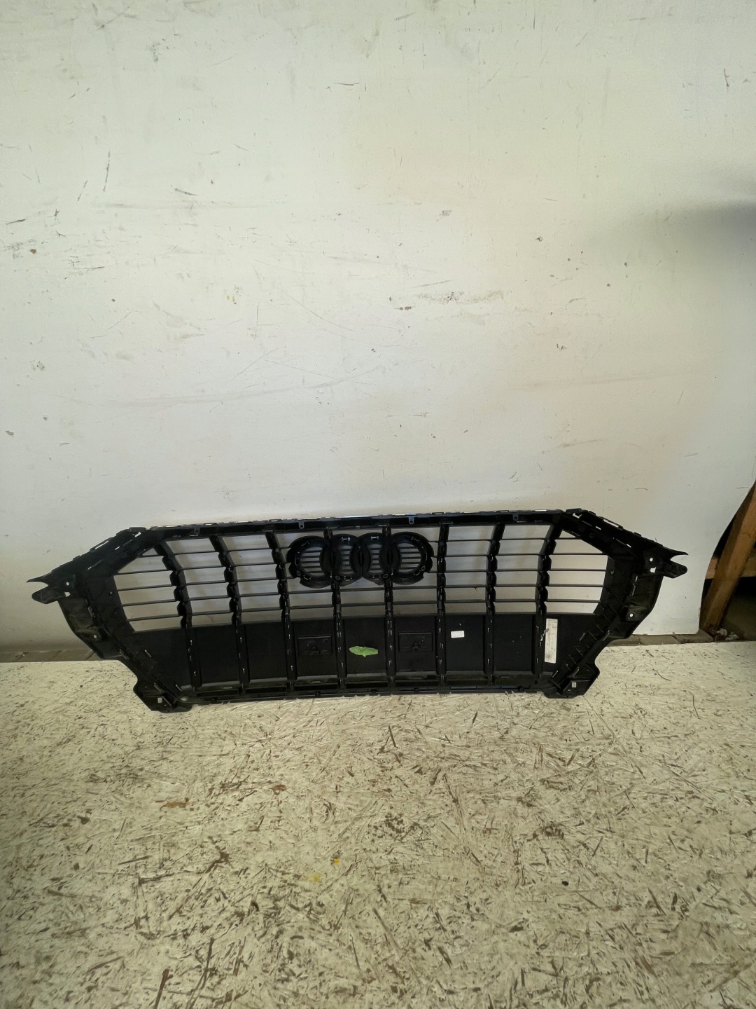Audi Q3 Kühlergrill FRONTGRILL Kühlergitter 83A853651P0 - Thumbnail 6