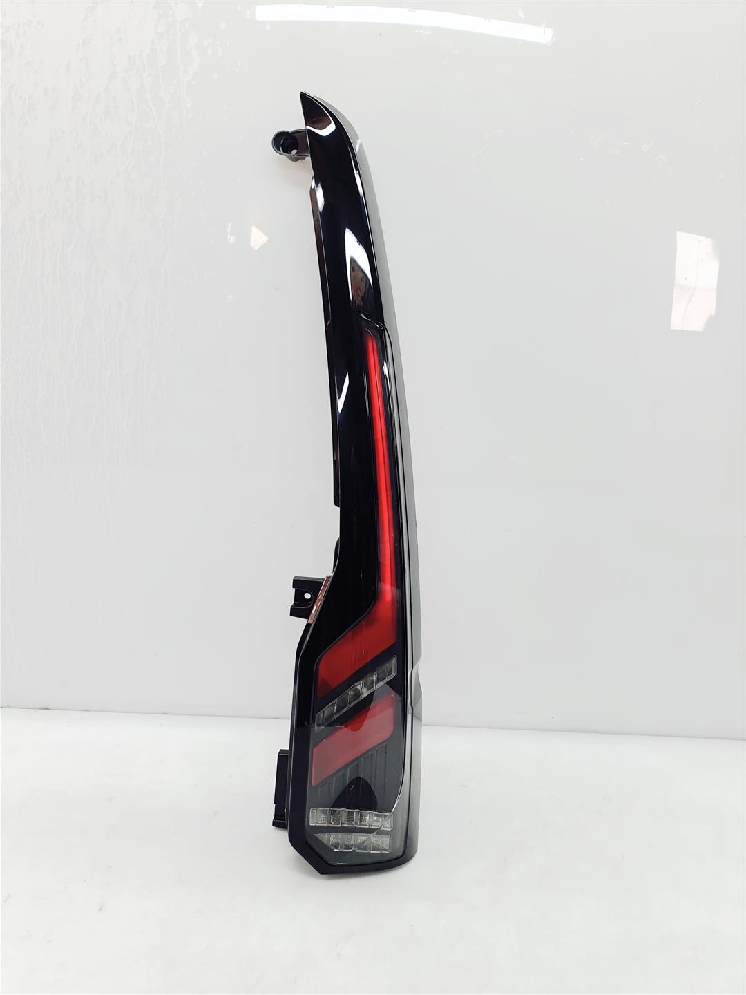 Ford Tourneo Connect III Mk3 Rückleuchte Rearlamp - Thumbnail 1