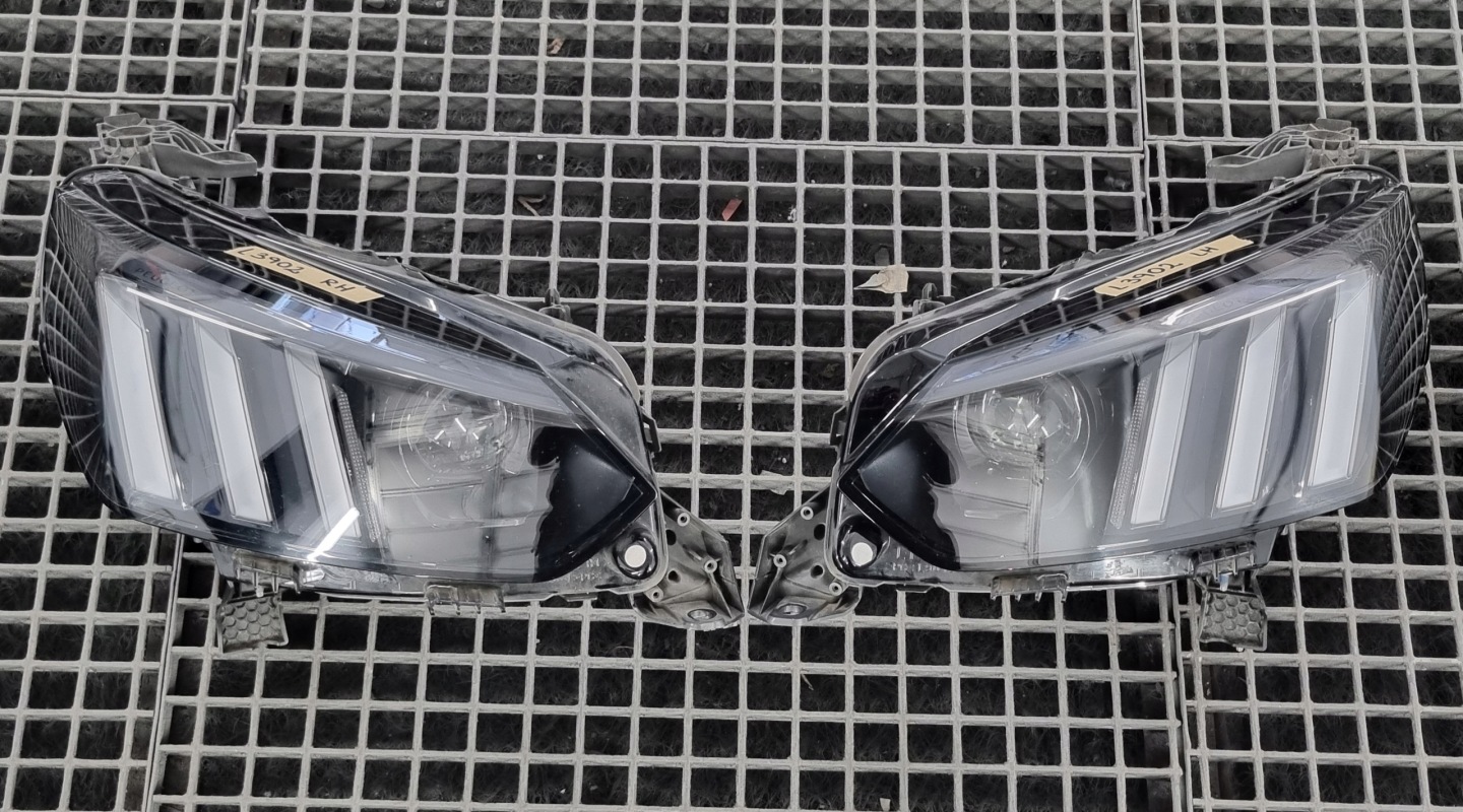 Frontscheinwerfer Peugeot 2008 1674248380 LED Links Scheinwerfer Headlight - Thumbnail 1