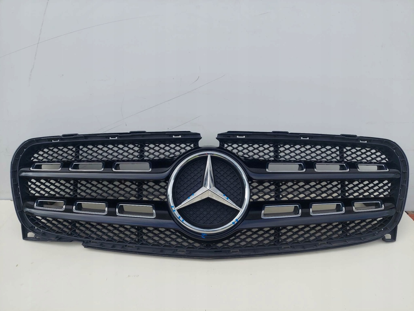 Mercedes-Benz GLA W156 Kühlergrill FRONTGRILL Kühlergitter A1568882900 - Thumbnail 1