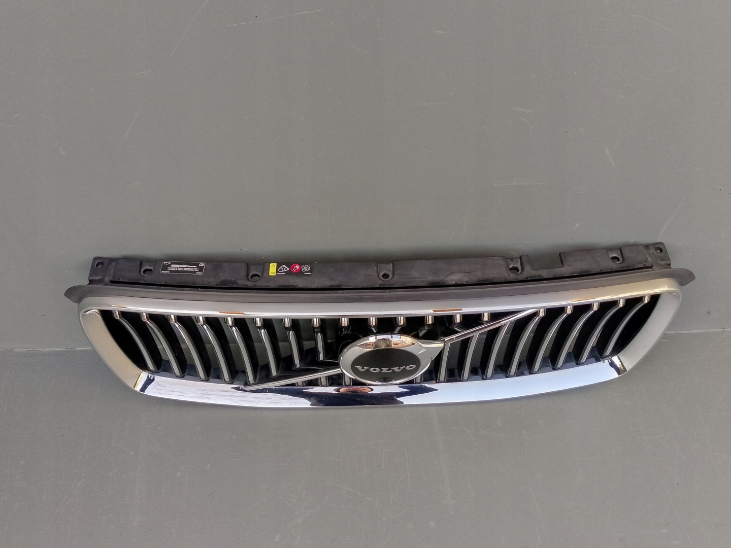 Volvo XC60 Kühlergrill FRONTGRILL Kühlergitter 32368147 - Thumbnail 4