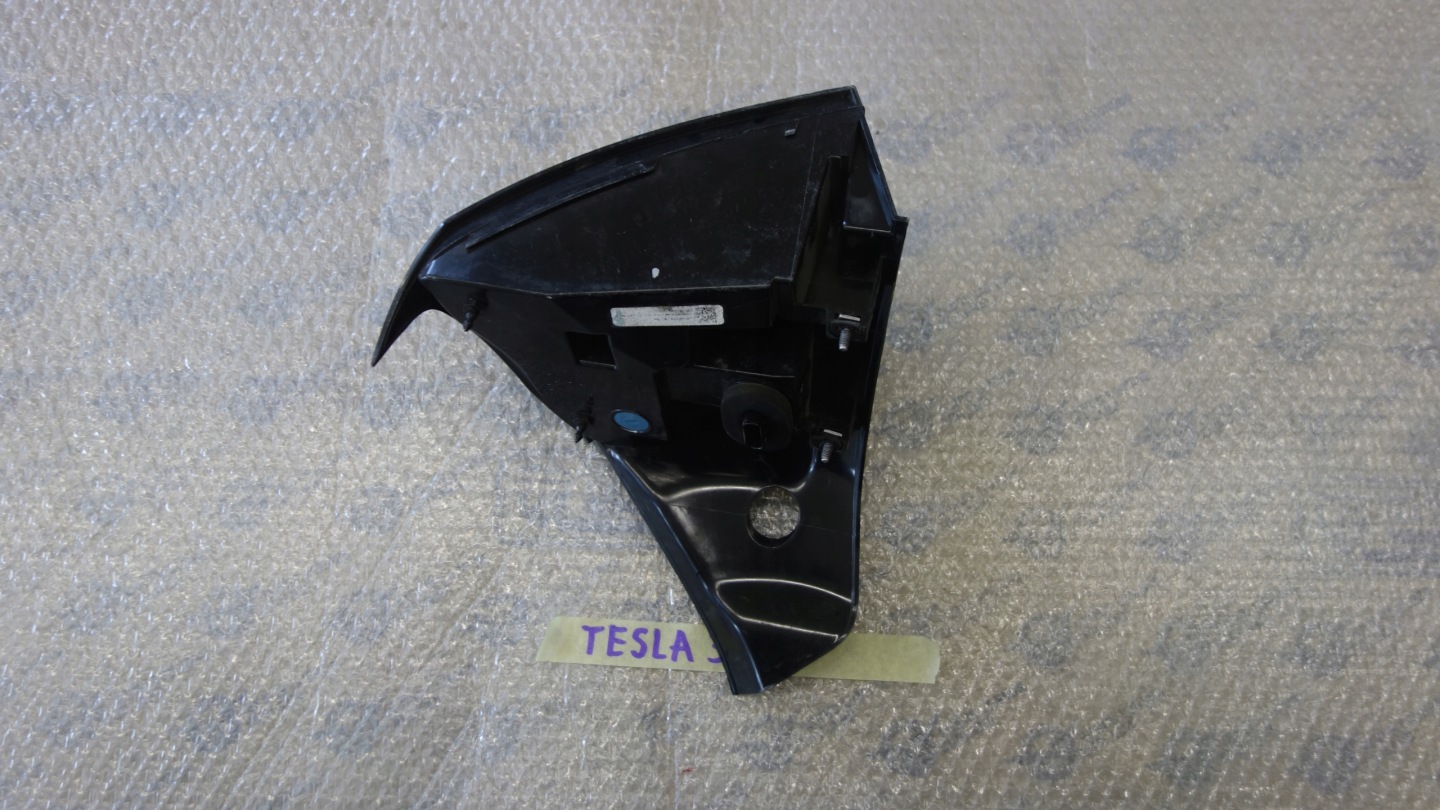 Tesla Model 3 003 Rückleuchte 107739700 Rearlamp - Thumbnail 5