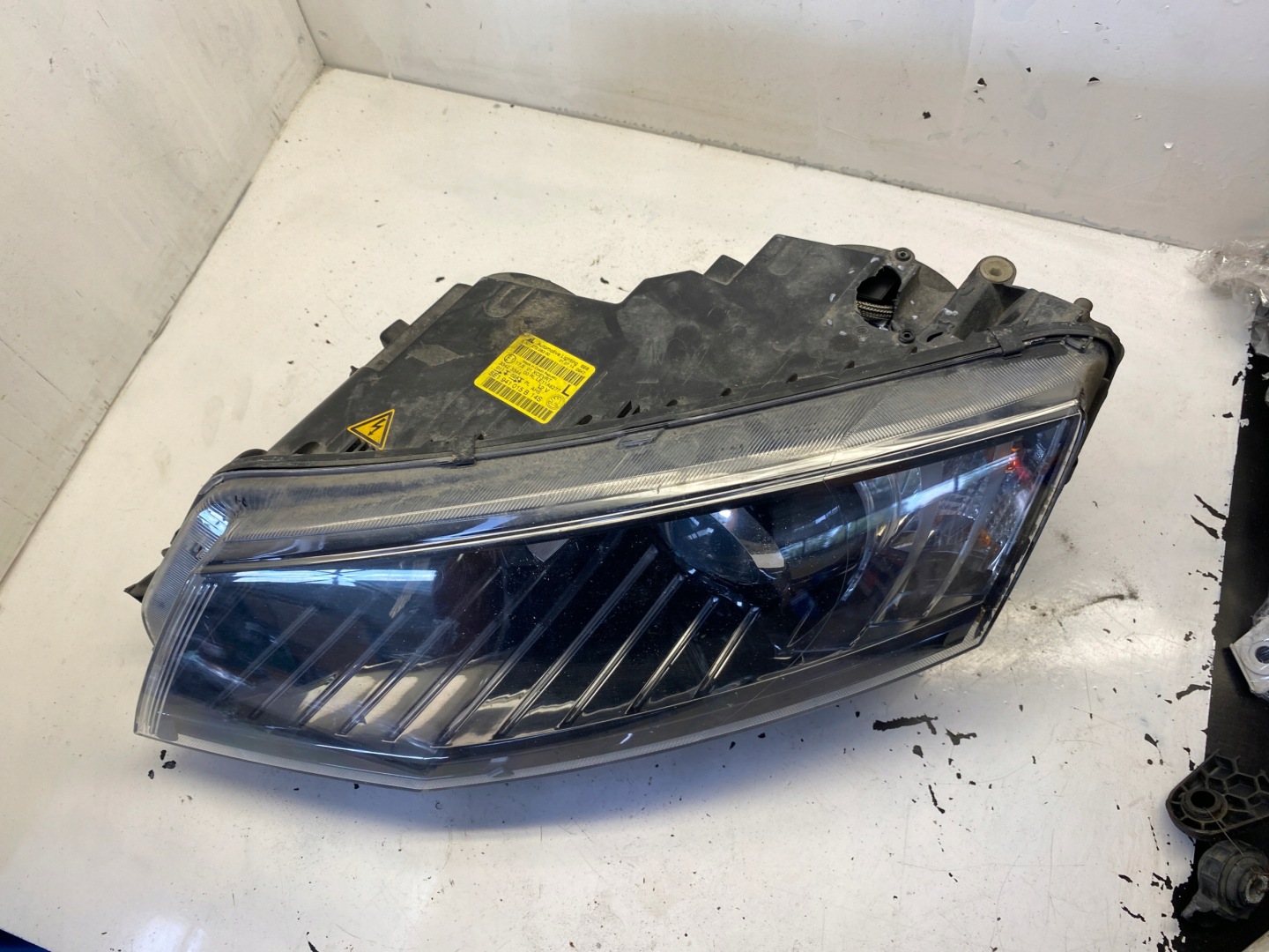 Frontscheinwerfer Skoda Octavia 1U 5E1941015B Xenon Links Scheinwerfer Headlight - Thumbnail 6