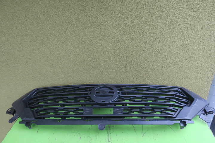 Nissan Townstar NFK Kühlergrill FRONTGRILL Kühlergitter 623100666R - Thumbnail 2