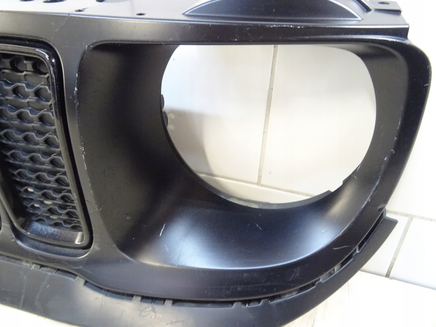 Jeep Renegade BU Kühlergrill FRONTGRILL Kühlergitter 73567299 - Thumbnail 7