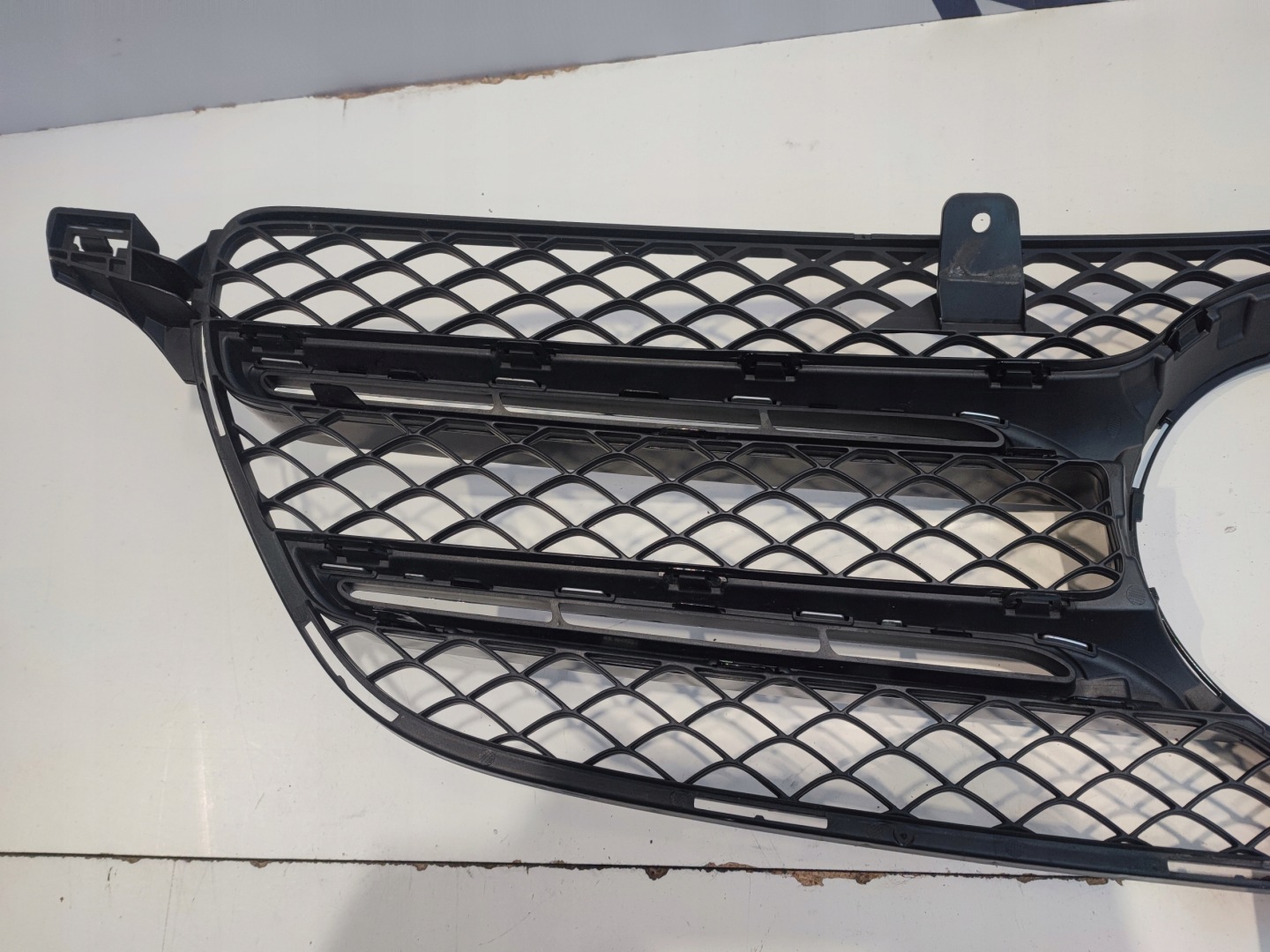 Mercedes-Benz GLE W166 Kühlergrill FRONTGRILL Kühlergitter A1668880260 - Thumbnail 9