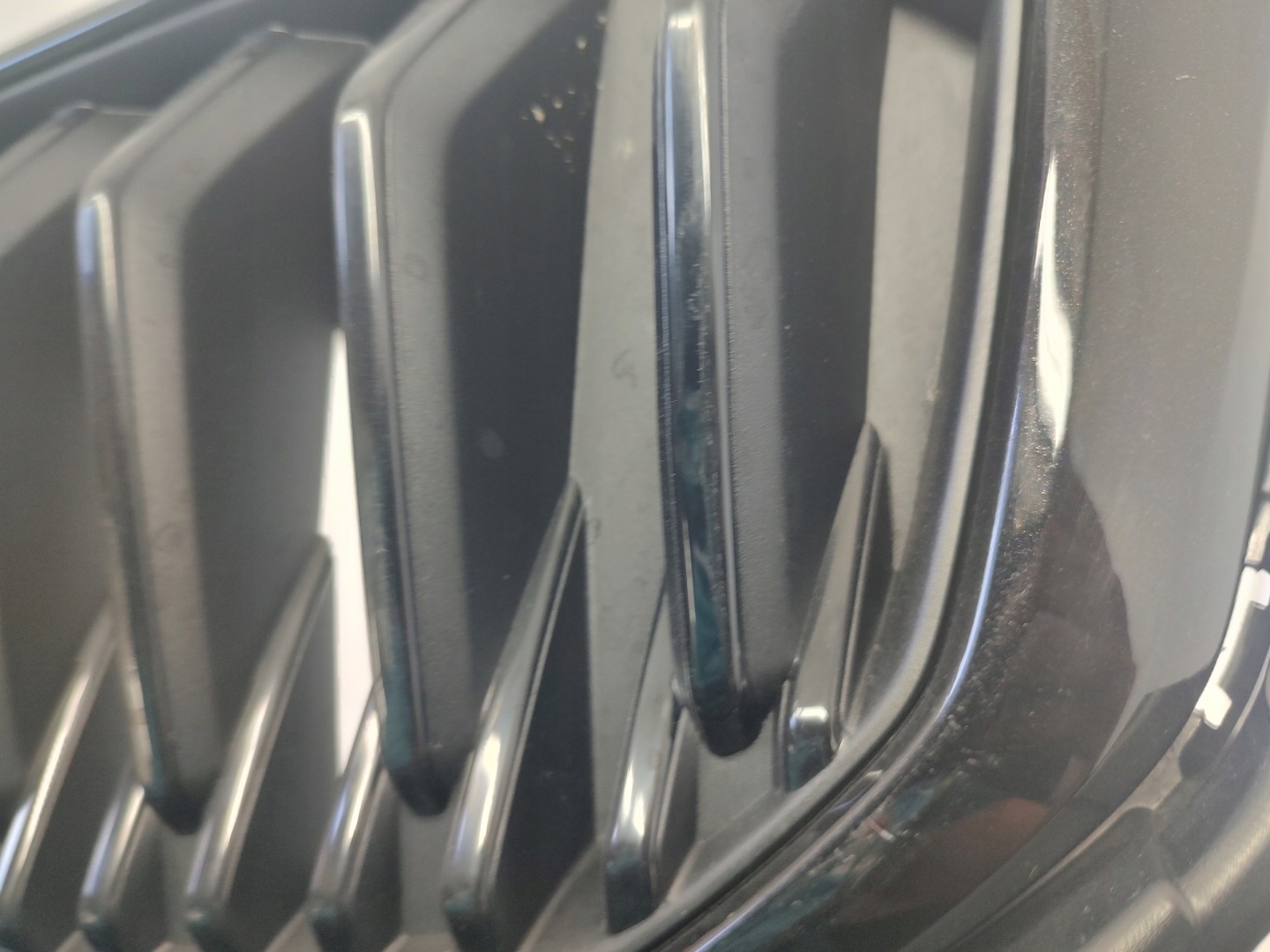 Skoda Scala 657 Kühlergrill FRONTGRILL Kühlergitter 657853653B - Thumbnail 4