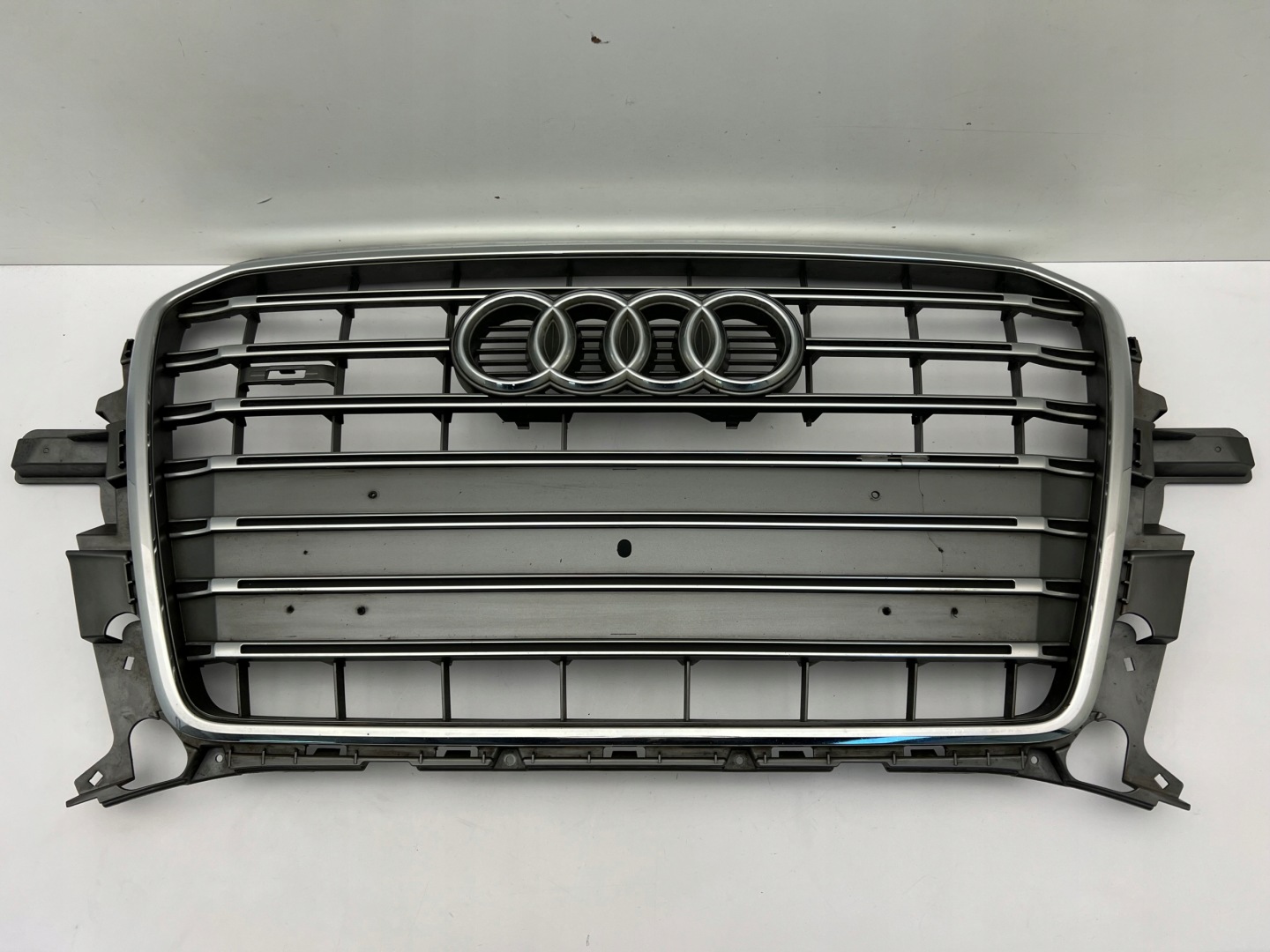 Audi Q5 Kühlergrill FRONTGRILL Kühlergitter 8R0853651AD - Thumbnail 5