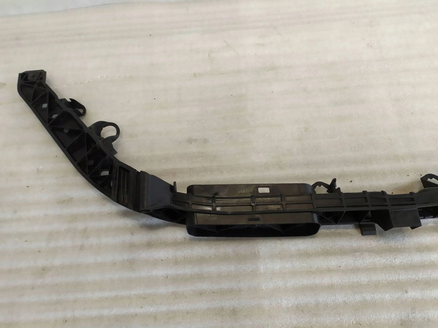 Mercedes-Benz B-Klasse W247 Kühlergrill FRONTGRILL Kühlergitter A2476202800 - Thumbnail 9
