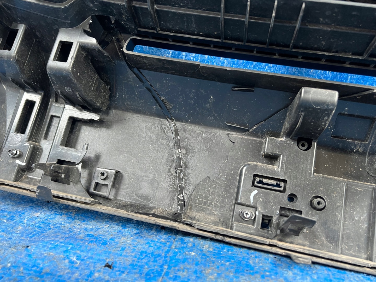 Ford Ranger 4 Mk4 Kühlergrill FRONTGRILL Kühlergitter JB3B8350B - Thumbnail 4