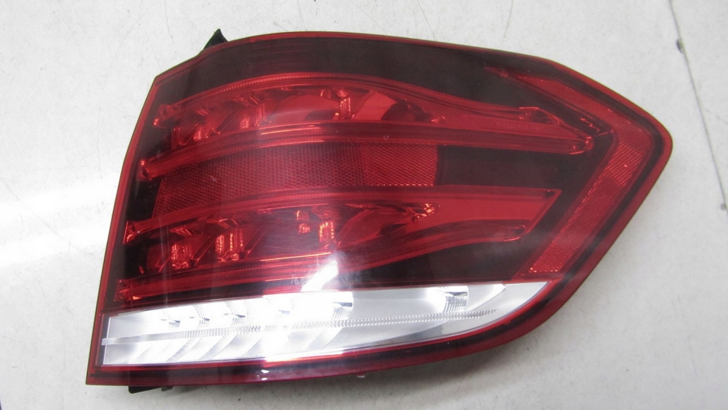 Mercedes-Benz E-Klasse W212 Rückleuchte Rearlamp - Thumbnail 2