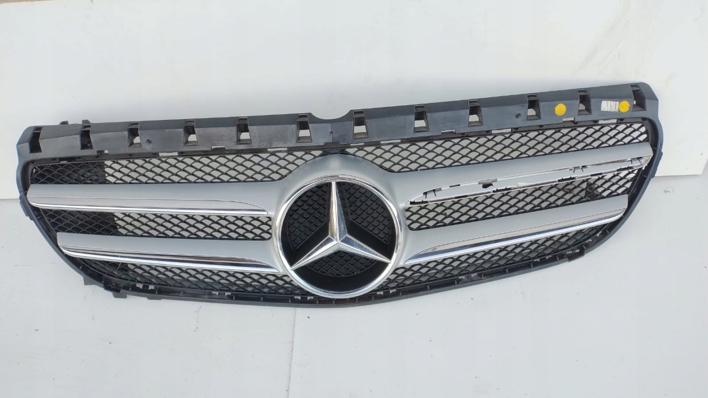 Mercedes-Benz B-Klasse W246 Kühlergrill FRONTGRILL Kühlergitter A2468880460 - Thumbnail 1