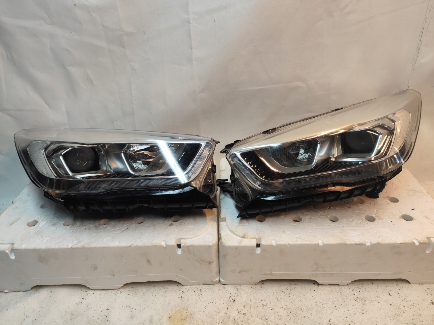 Frontscheinwerfer Ford Kuga II Mk2 GV4113W030CJG LED Links Headlight - Thumbnail 1