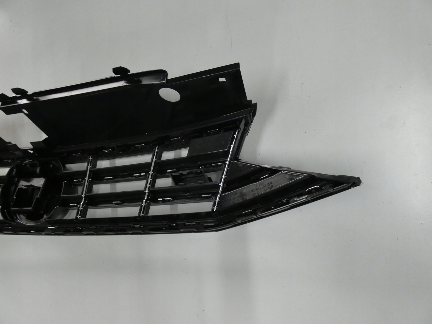 VW Passat 3G0 Kühlergrill FRONTGRILL Kühlergitter 3G0853653 - Thumbnail 7