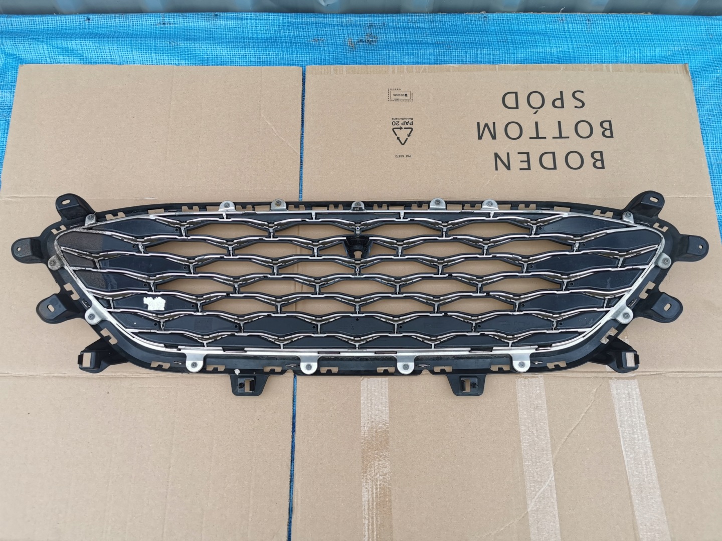 Ford Kuga III Mk3 Kühlergrill FRONTGRILL Kühlergitter LV4B8200VBAX - Thumbnail 10