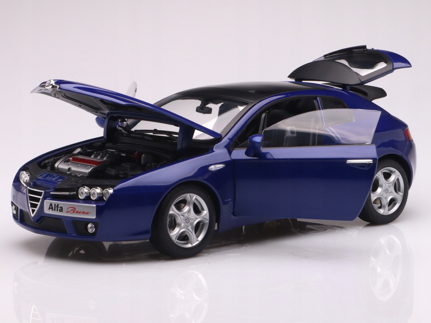 Model samochodu Alfa Romeo Brera - 2005, blue Norev 1:18