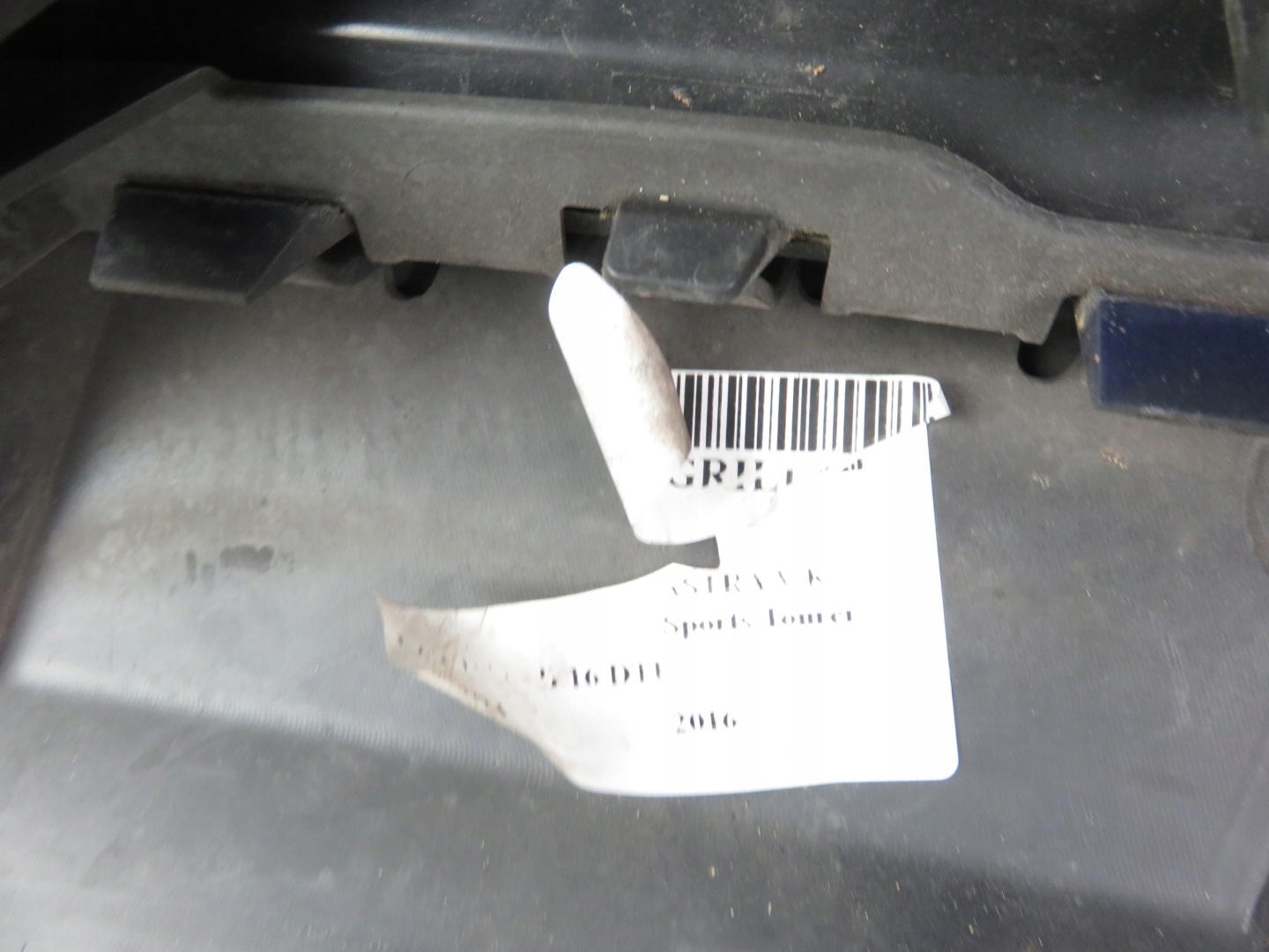 Opel Astra Kühlergrill FRONTGRILL Kühlergitter 13448088 - Thumbnail 7