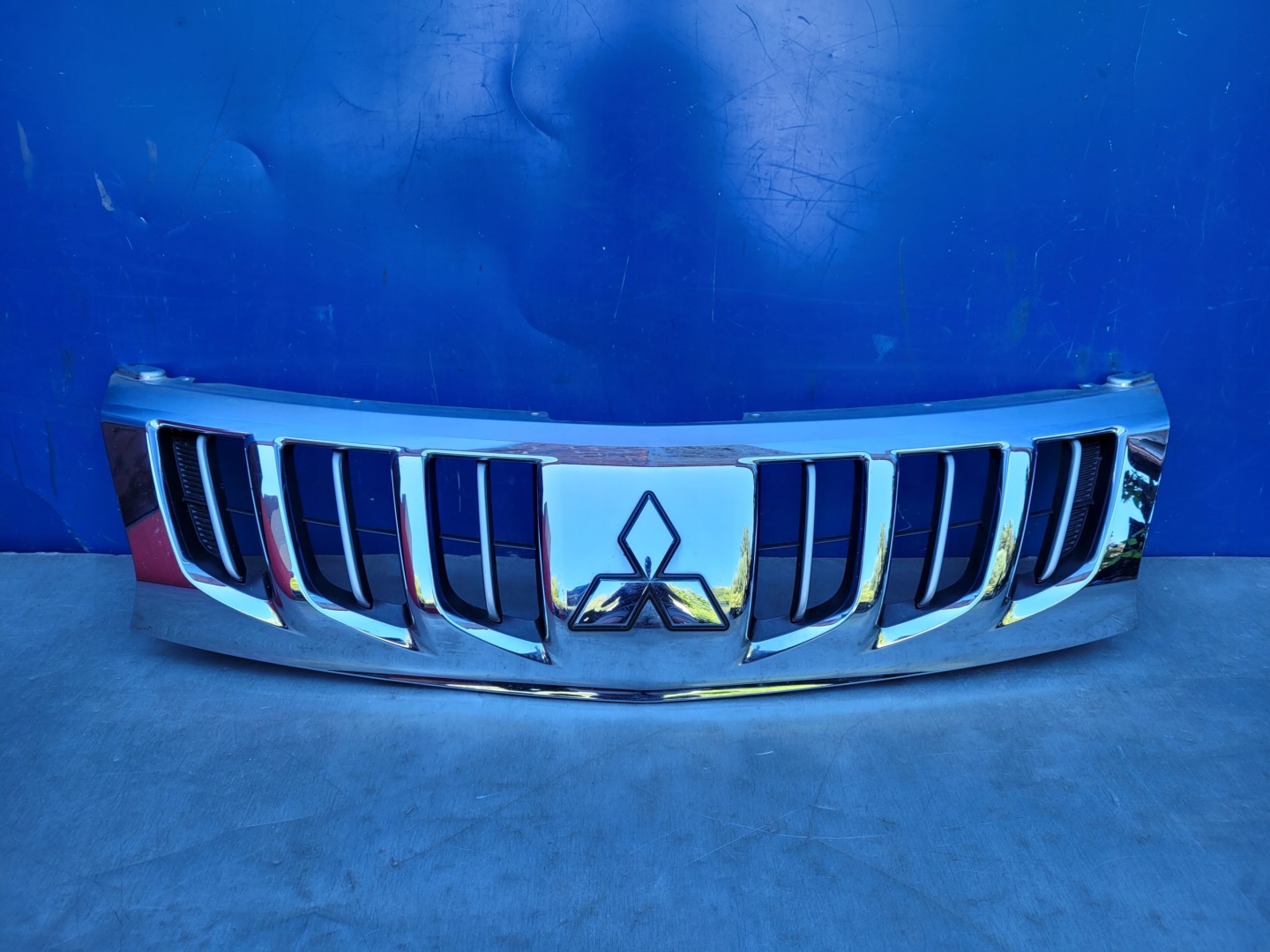 Mitsubishi L200 K60T Kühlergrill FRONTGRILL Kühlergitter 7450A952 - Thumbnail 1