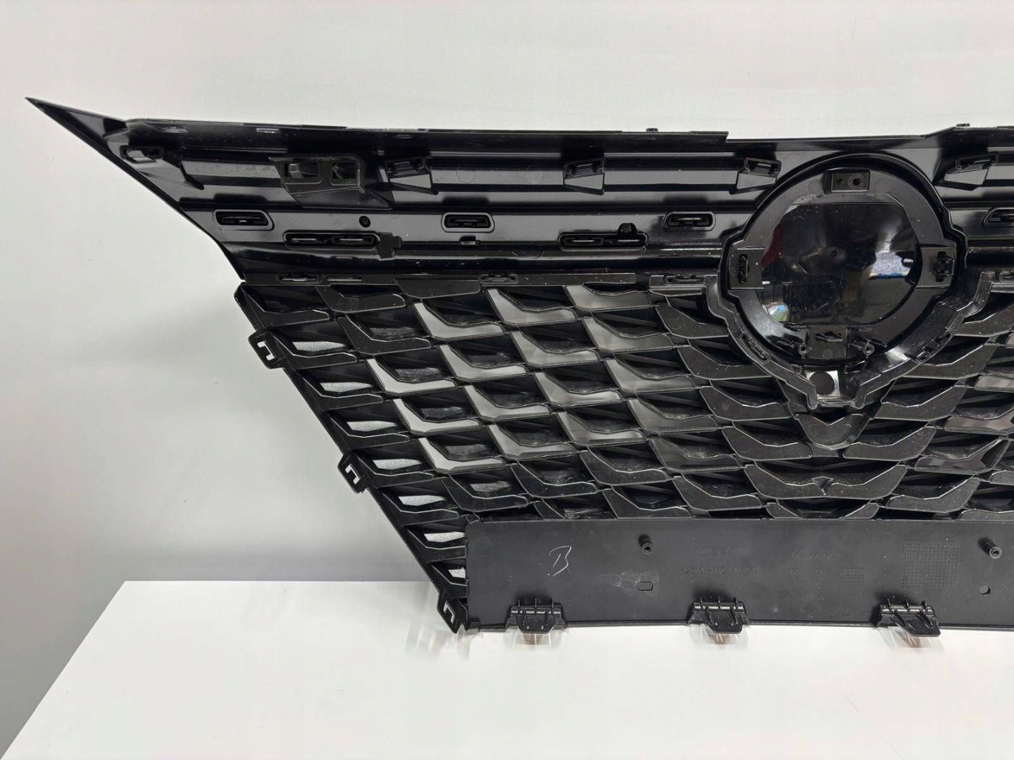 Nissan Qashqai J12 Kühlergrill FRONTGRILL Kühlergitter 62310HN10A - Thumbnail 10