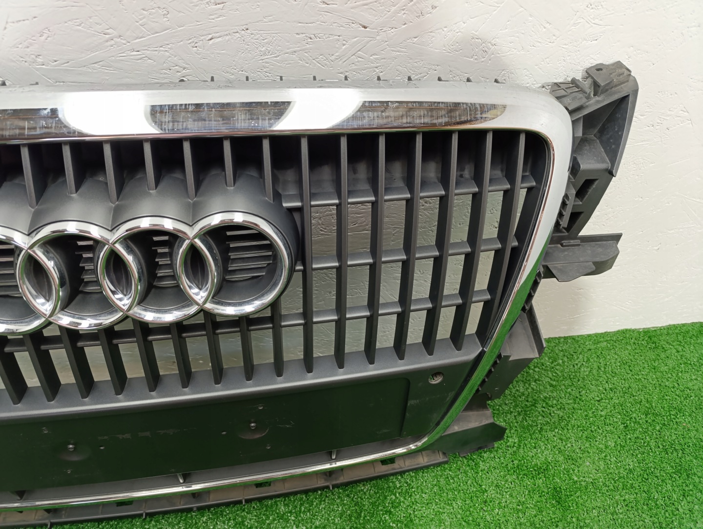 Audi Q5 Kühlergrill FRONTGRILL Kühlergitter 8R0853651K - Thumbnail 8