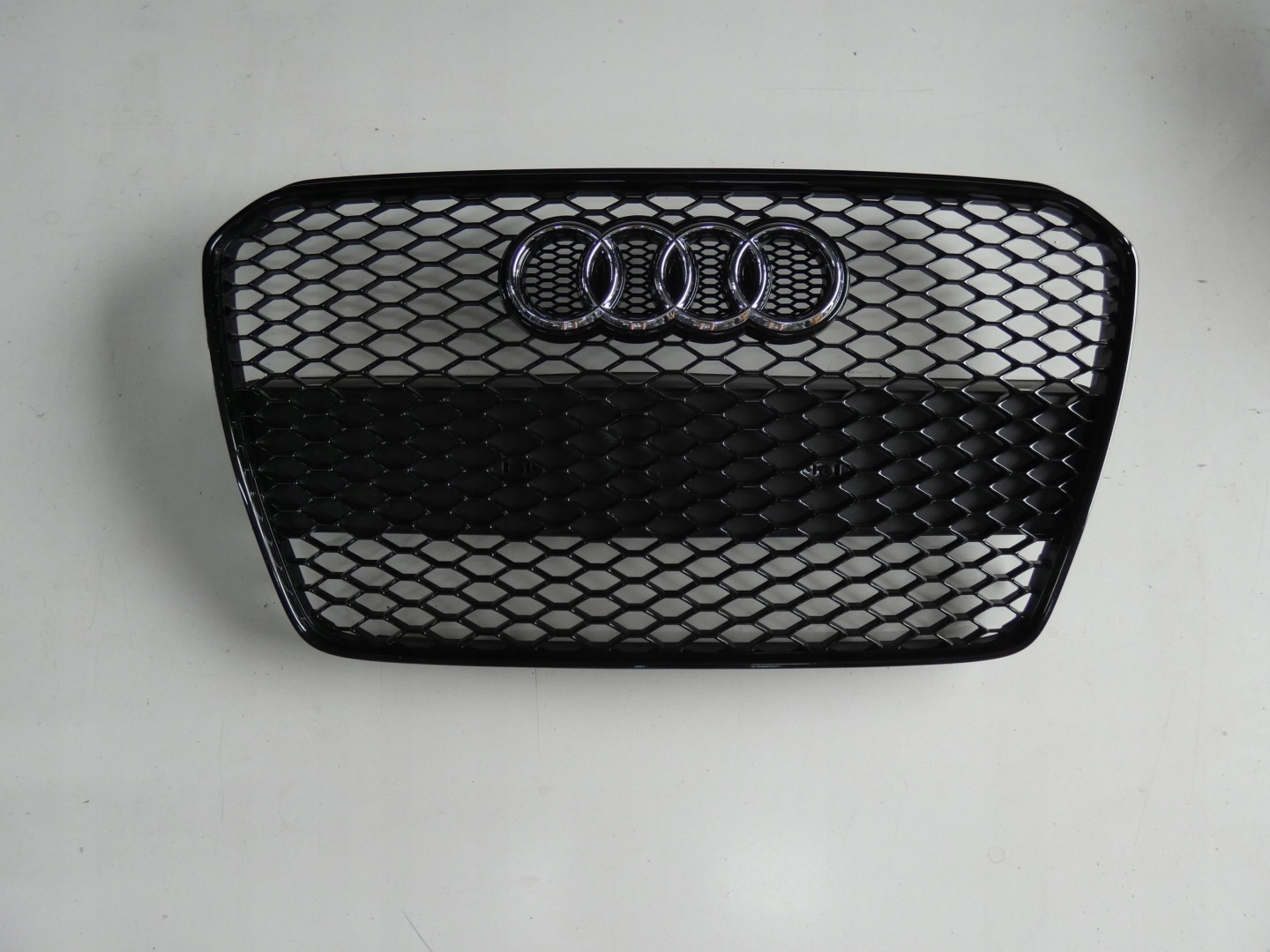 Audi 8T0 Kühlergrill FRONTGRILL Kühlergitter 8T0807217D - Thumbnail 1