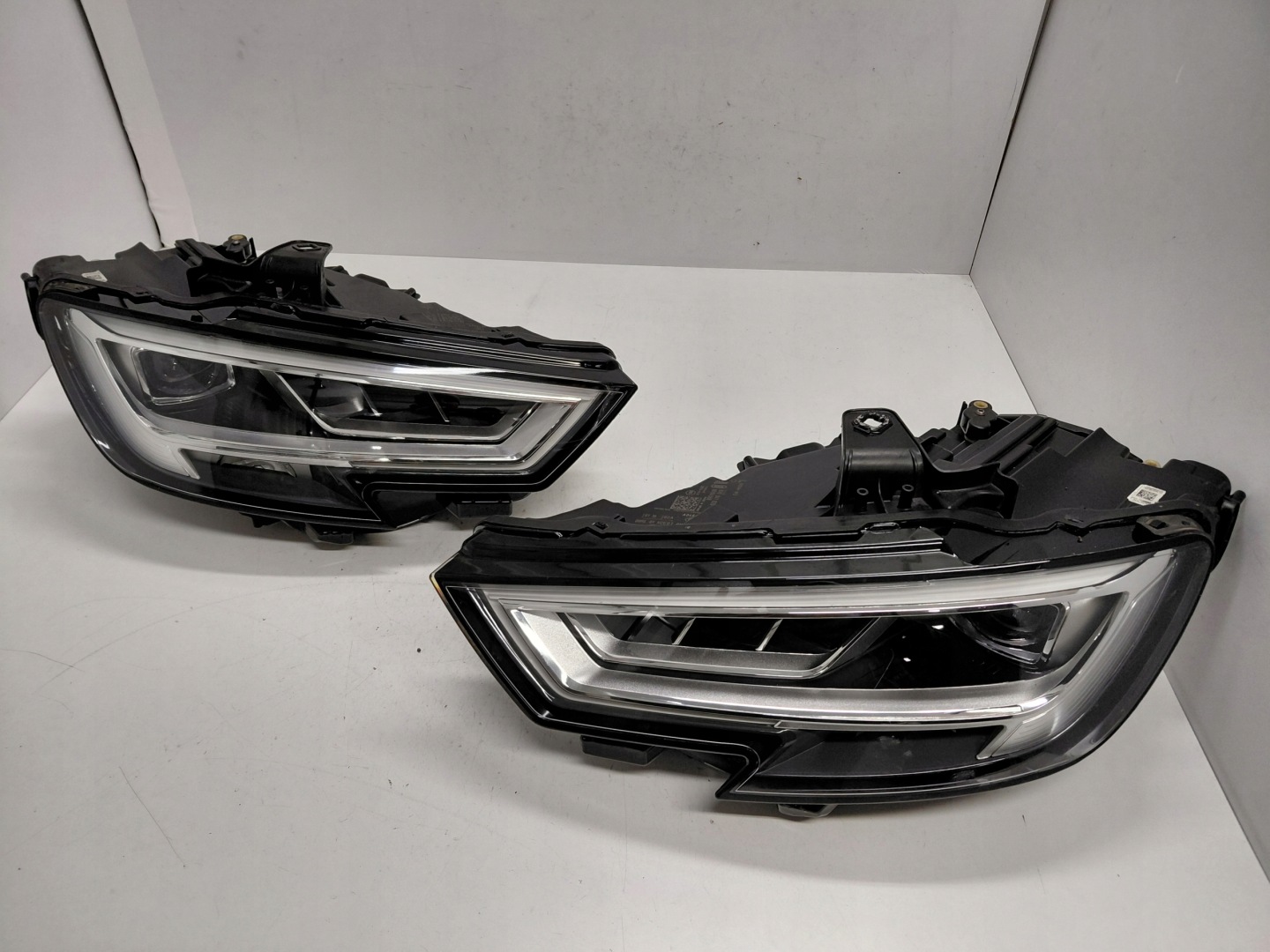 Frontscheinwerfer Audi A3 8V 8V0941036AU Matrix LED Links Scheinwerfer Headlight - Thumbnail 1
