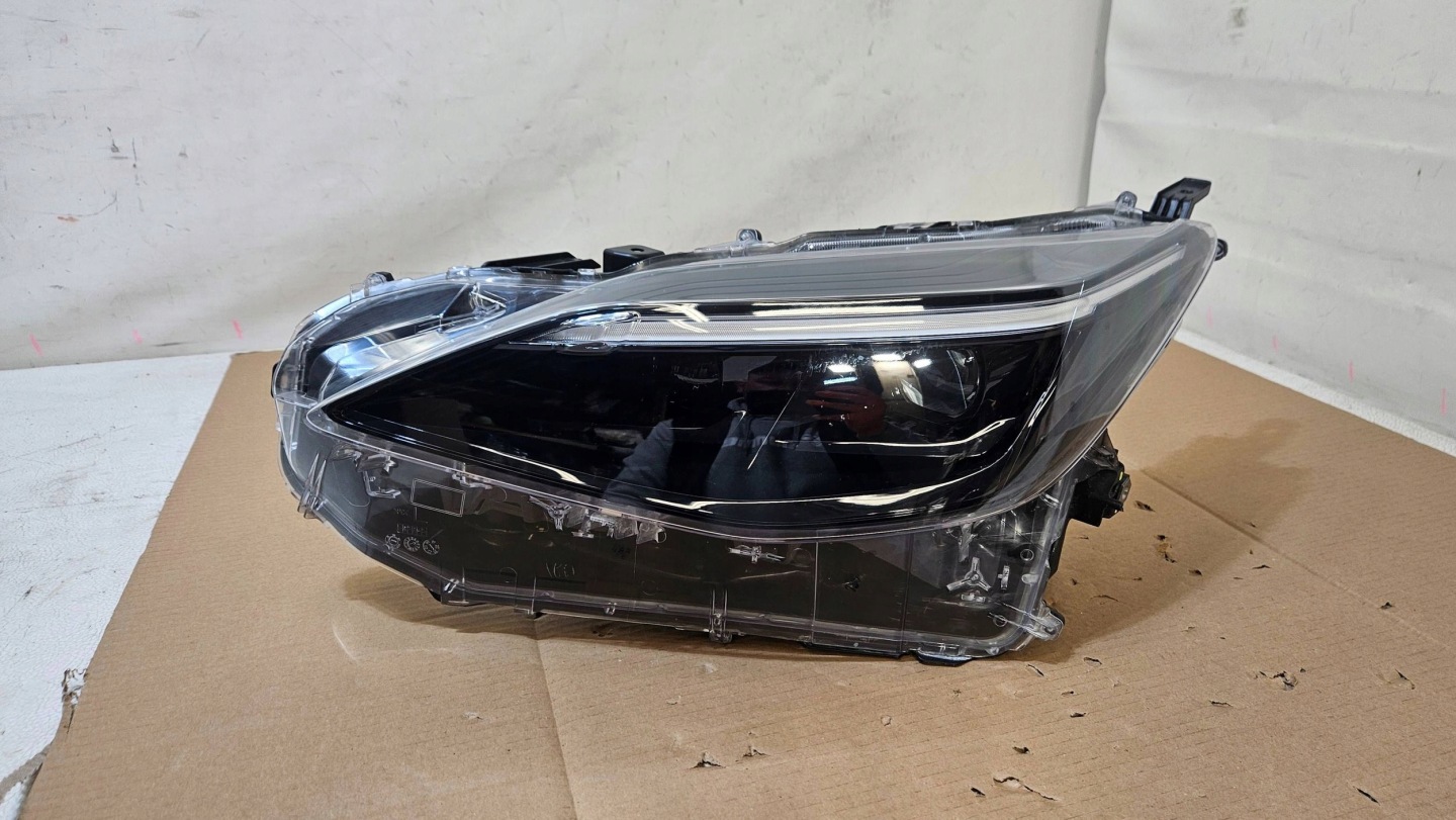 Frontscheinwerfer Toyota Yaris Cross XPB1F LED Links Scheinwerfer Headlight - Thumbnail 1