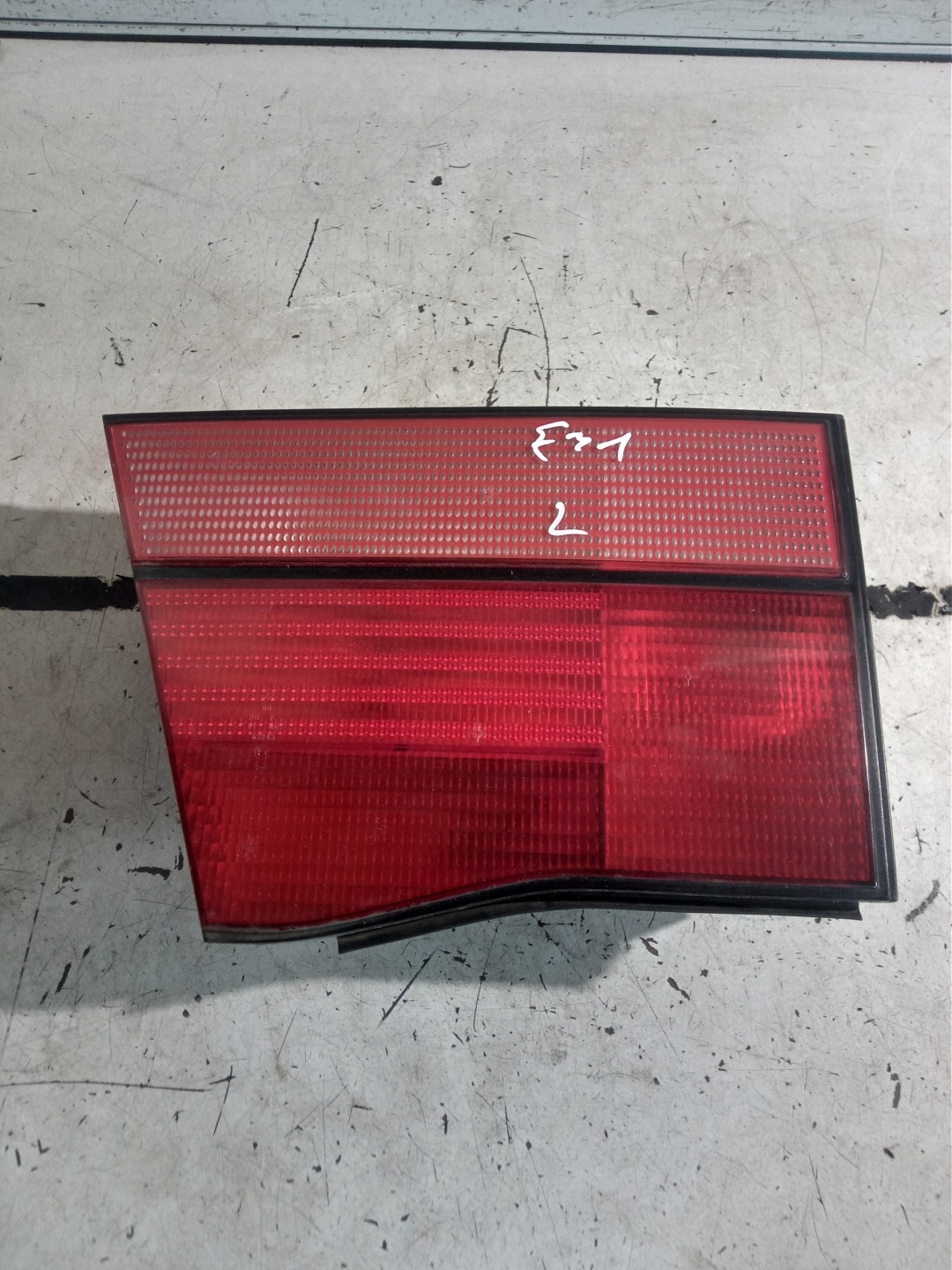 BMW 8 E31 Rückleuchte 1383047 Rearlamp - Thumbnail 1