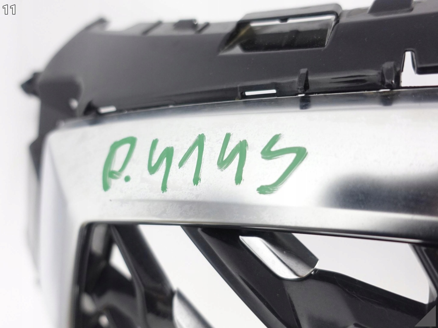 Audi Q3 Kühlergrill FRONTGRILL Kühlergitter 83F853651 - Thumbnail 12