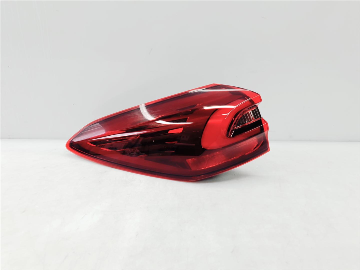 Ford Focus IV Mk4 Rückleuchte Rearlamp - Thumbnail 1